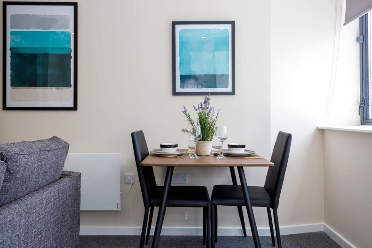 Modern And Stylish 1 Bed Apartment Манчестер Экстерьер фото